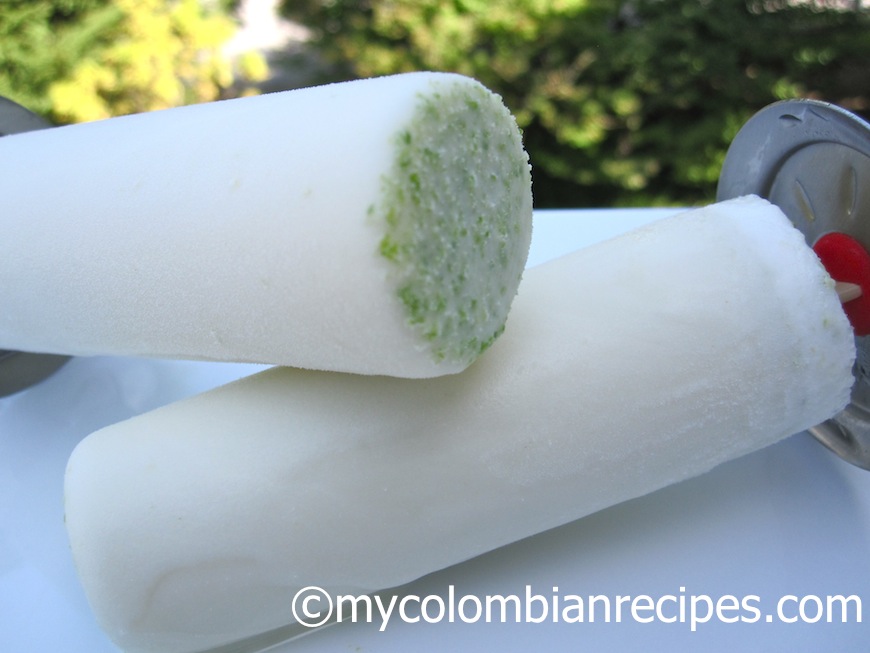 Paletas de Limón (Creamy Lime Popsicles)