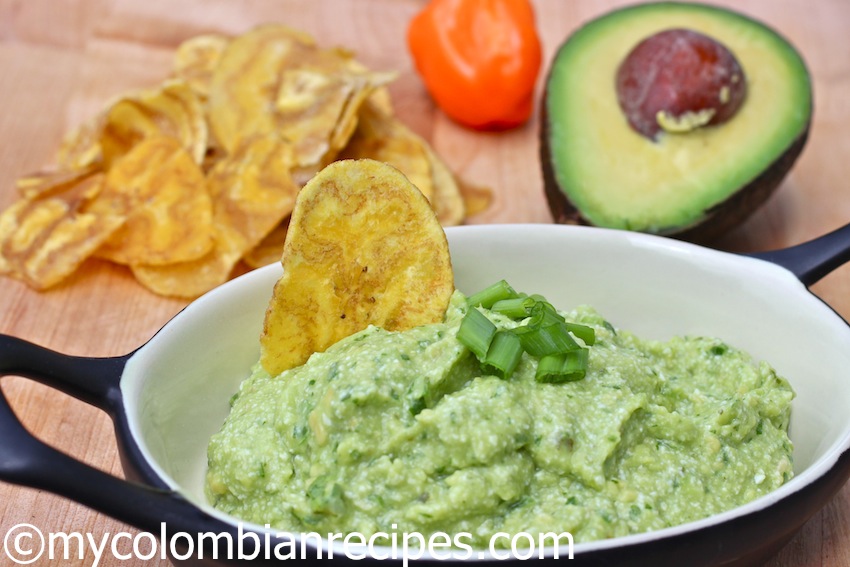 Ají de Aguacate (Colombian Hot Avocado Sauce)