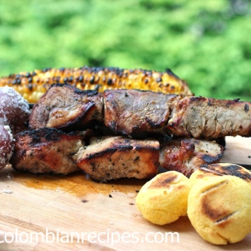 Chuzos o Pinchos de Cerdo (Colombian Grilled Pork Skewers)