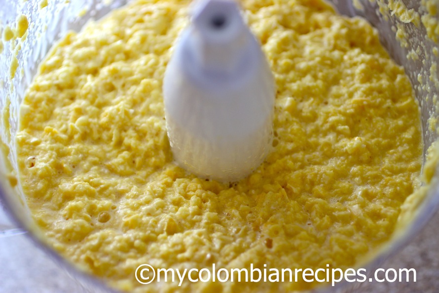 Bollos de Mazorca (Steamed Fresh Corn Rolls)