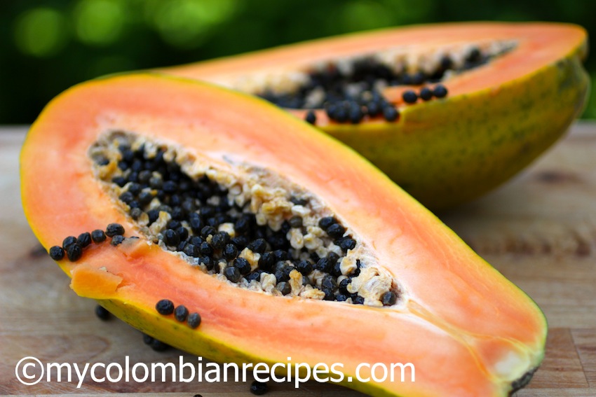 Batido de Papaya (Colombian Papaya Smoothie)