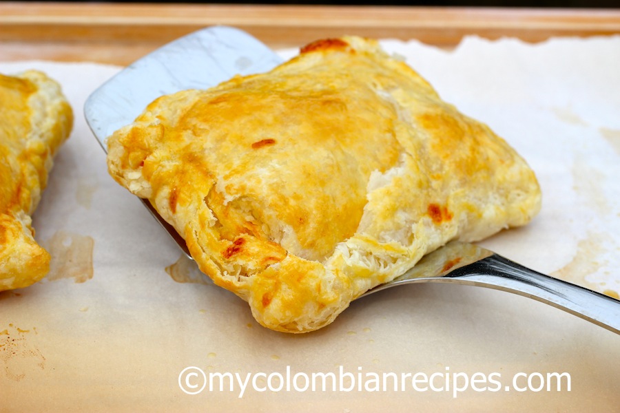 Pasteles de Jamón y Queso (Ham and Cheese Pastries)