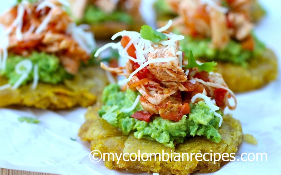 Patacones with Shredded Chicken and Avocado (Patacones con Pollo Desmechado y Aguacate)