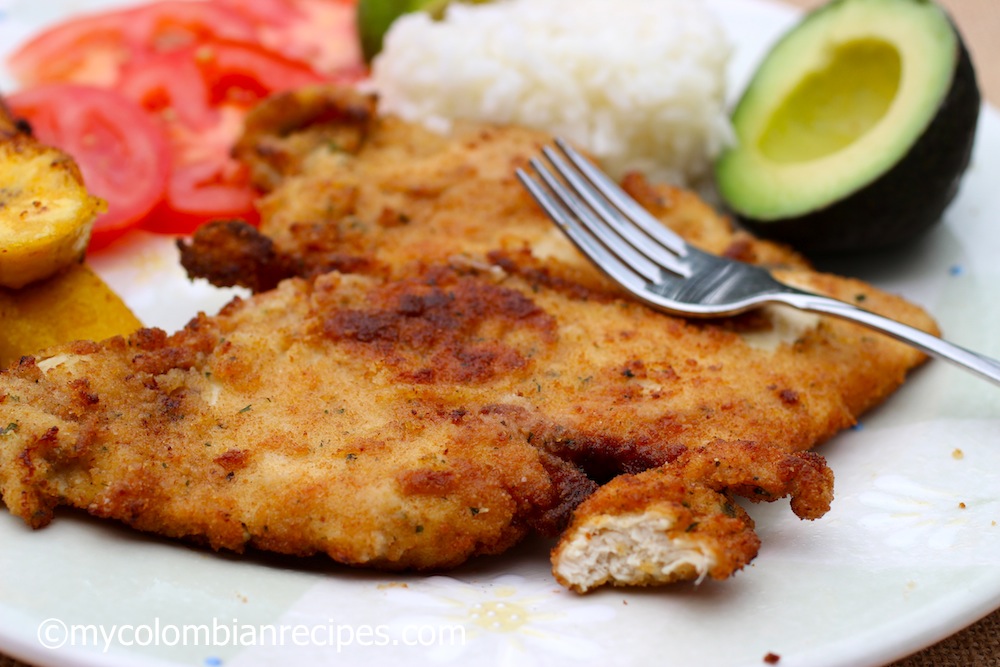 Chuleta de Pollo (Colombian-Style Breaded Chicken Breast)