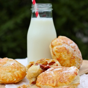 Pastelitos de Guayaba (Guava Pastries)