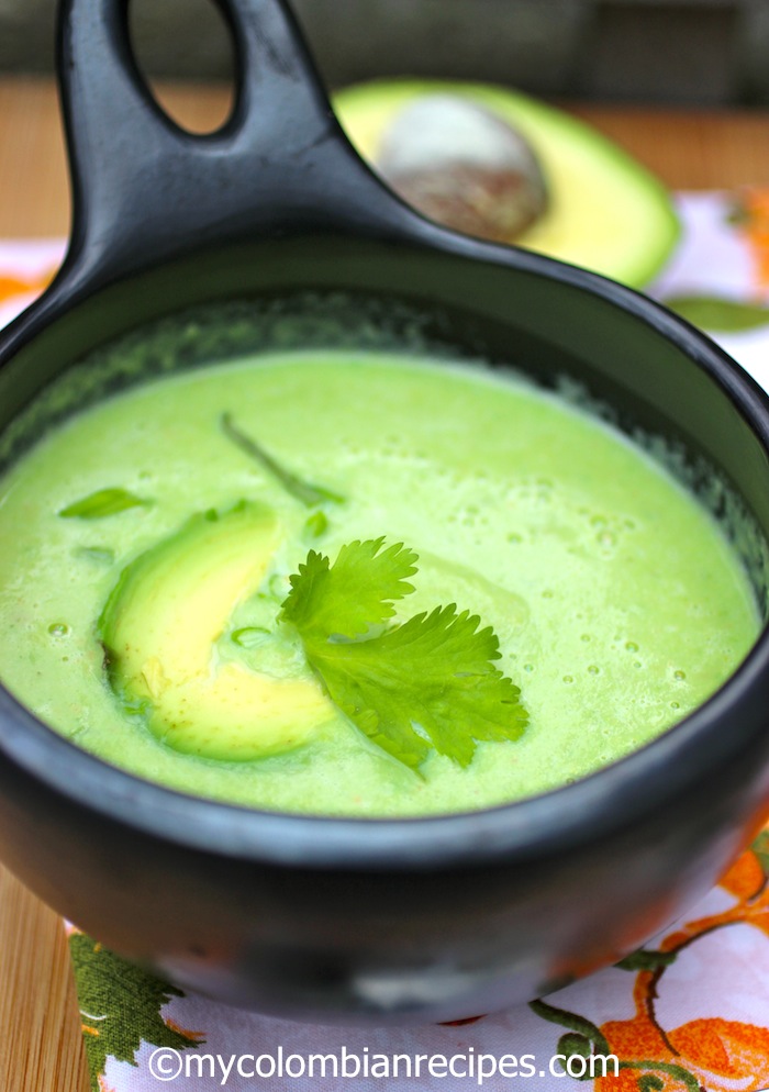 Crema de Aguacate (Colombian Creamy Avocado Soup) |mycolombianrecipes.com
