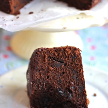 Torta Negra Colombiana (Colombian Black Cake)