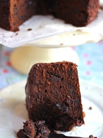 Torta Negra Colombiana (Colombian Black Cake)