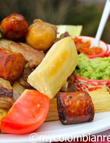 Fritanga o Picada Colombiana ( Fried Food Platter)