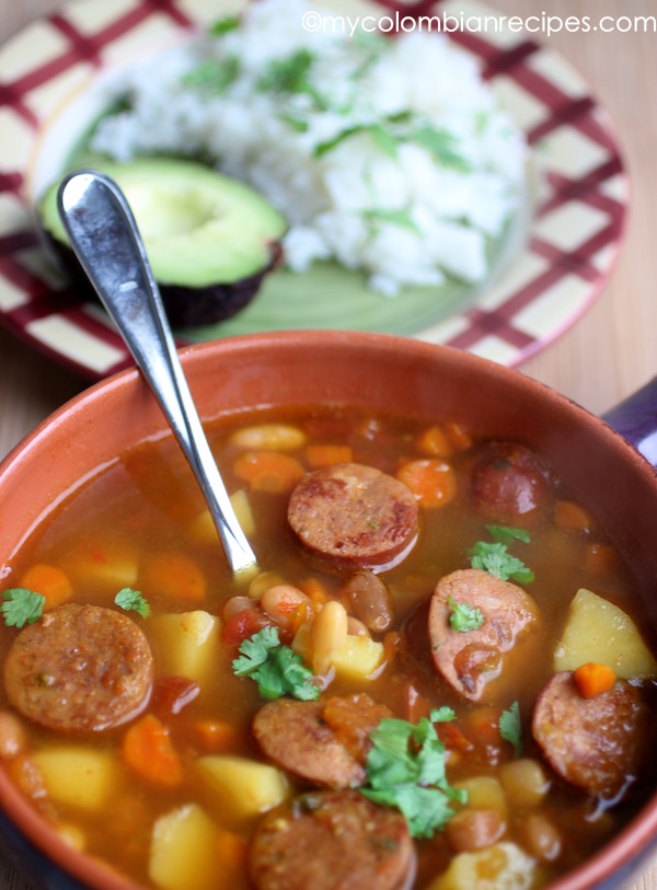 Frijoles Canarios con Chorizo