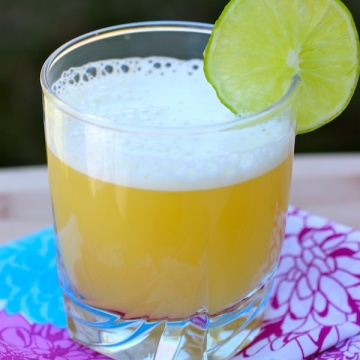 Receta Aguardiente Sour |mycolombianrecipes.com