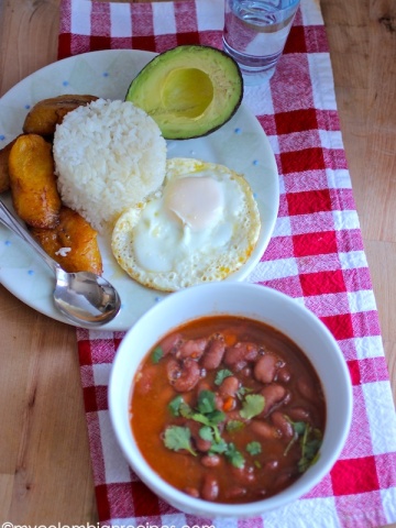 Frijoles Rojos Colombianos (Colombian-Style Red Beans) mycolombianrecipes.com