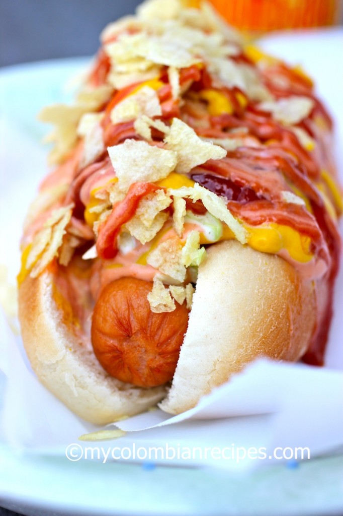 Perros calientes colombianos