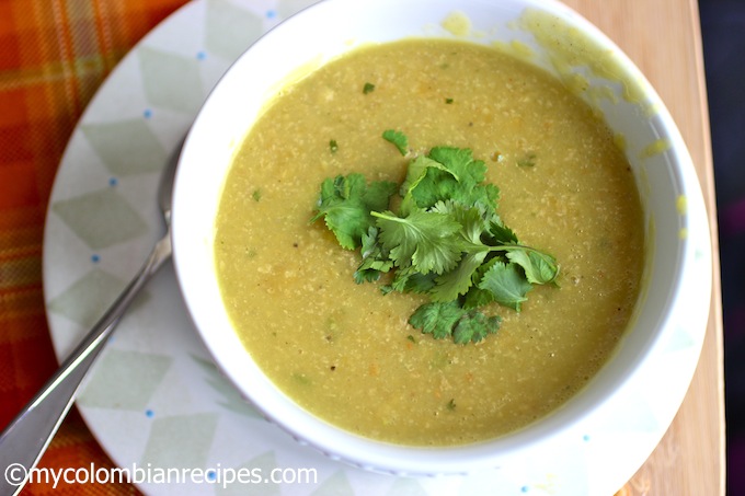 Crema de Plátano Verde (Creamy Plantain Soup)