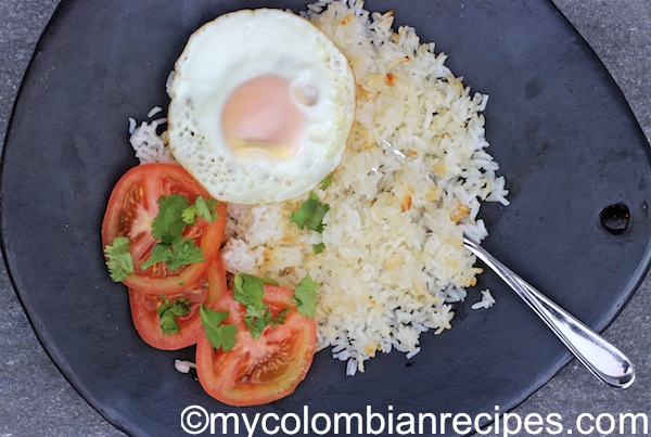 Pegao de Arroz o Pega (Crispy White Rice)