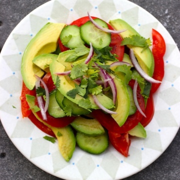 Ensalada de Tomate y Aguacate