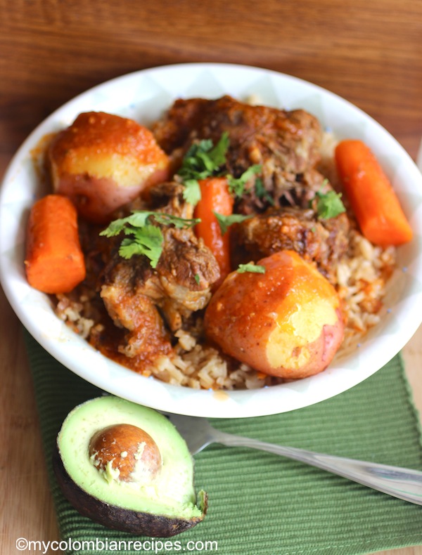 Guiso de Cola (Oxtail Stew)