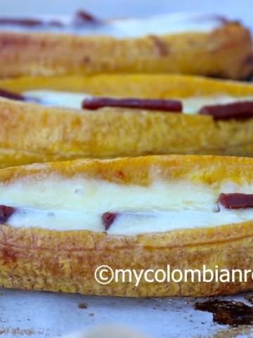 Receta de platanos asados con queso y bocadillo