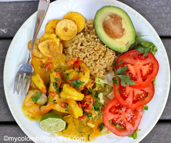 Encocado de Pescado y Camarón - My Colombian Recipes