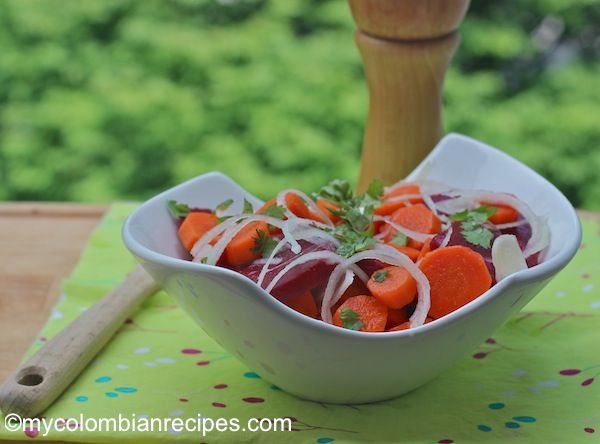 Ensalada de Zanahoria y Remolacha (Carrot and Beet Salad)