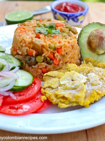 Arroz Apastelado Costeño (Sticky Rice from the Coast)