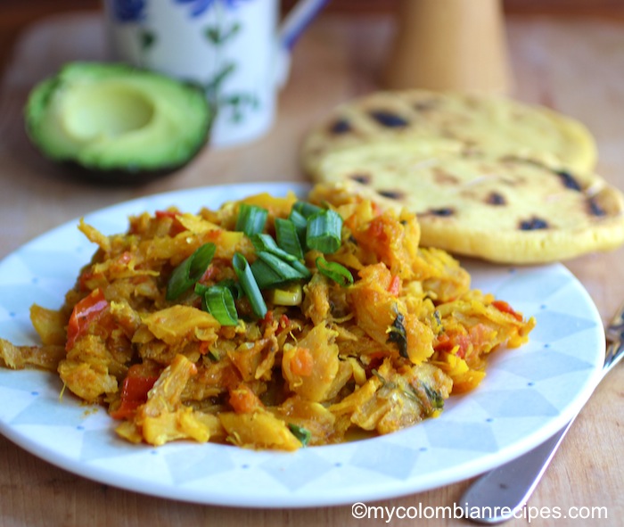 Picillo de Pescado ( Salted Fish with Tomato and Onions)