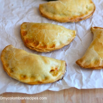 Simple Empanada Dough for Baking