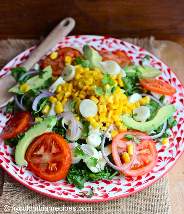 Ensalada de Palmitos y Maíz (Hearts of Palm and Corn Salad)