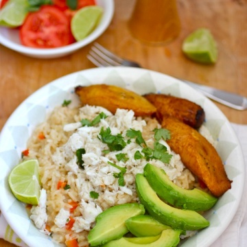 Arroz Atollado de Cangrejo (Crab and Coconut Creamy Rice) |mycolombianrecipes.com