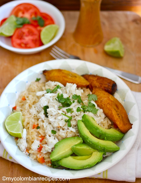 Arroz Atollado de Cangrejo (Crab and Coconut Creamy Rice) |mycolombianrecipes.com