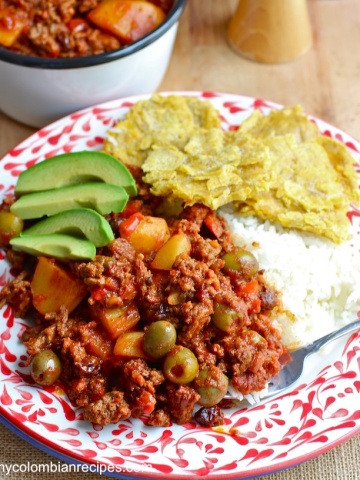 Chorizo and Beef Picadillo|This is a variation of the Cuban style beef picadillo|mycolombianrecipes.com