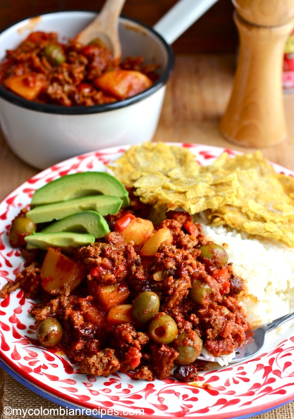 Chorizo and Beef Picadillo (Picadillo de Carne y Chorizo)