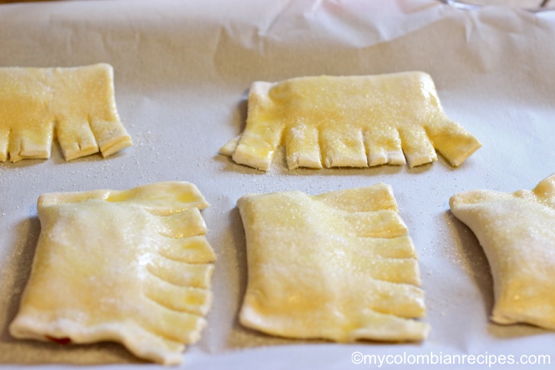 Chicharrones de Guayaba (Guava Paste Pastry)