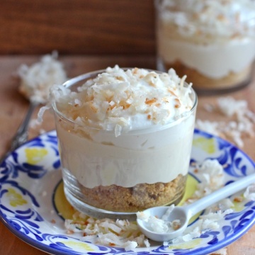 Easy No-Bake Coconut Cheesecake |mycolombianrecipes.com
