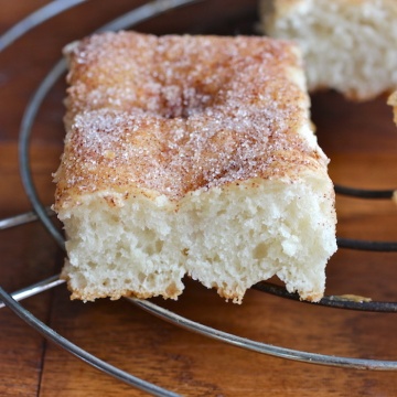 Cinnamon- Sugar Focaccia Bread |mycolombianrecipes.com