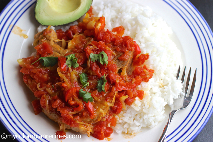 Chuletas de Cerdo a la Criolla (Pork Chops in Creole Sauce)