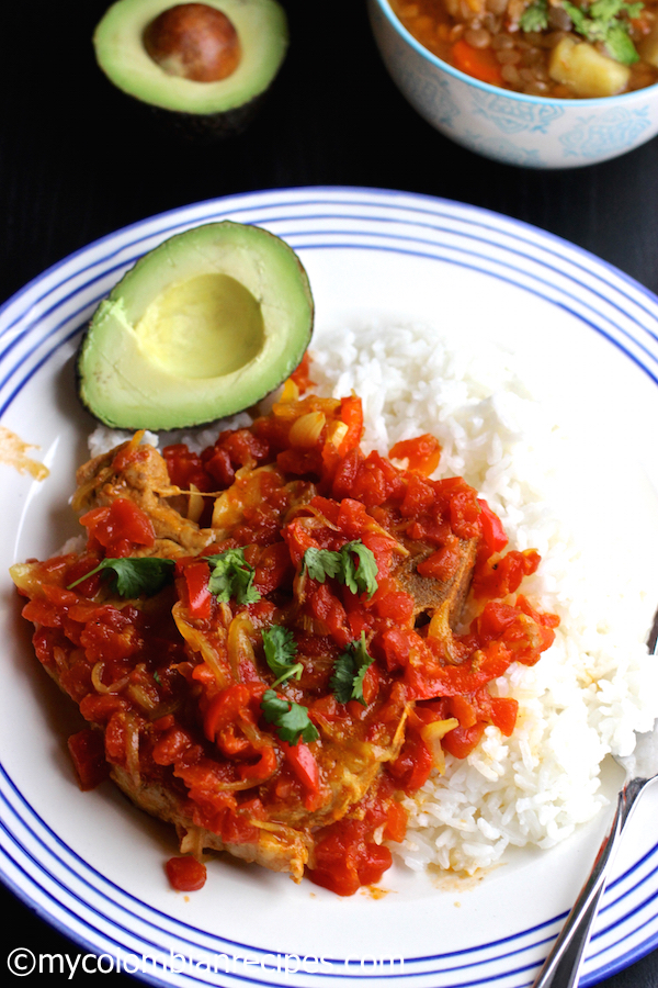 Chuletas de Cerdo a la Criolla (Pork Chops in Creole Sauce)