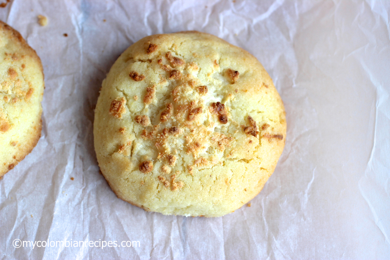 Garullas (Corn Meal and Fresh Cheese Bread)