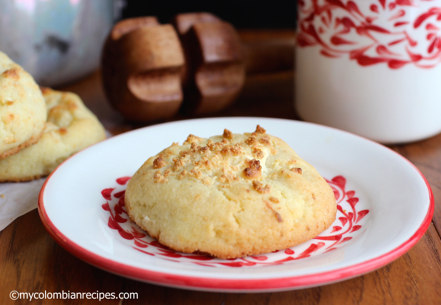 Garullas (Corn Meal and Fresh Cheese Bread)