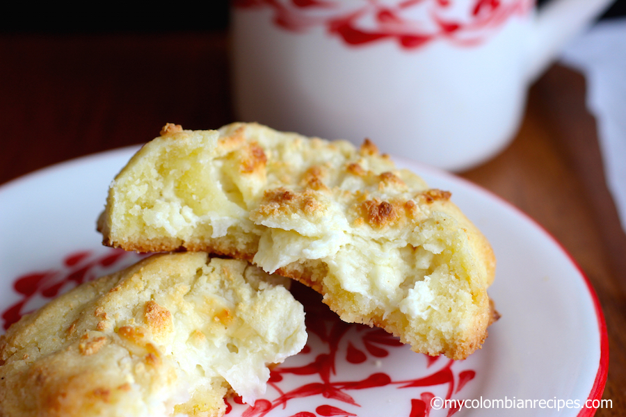 Garullas (Corn Meal and Fresh Cheese Bread)