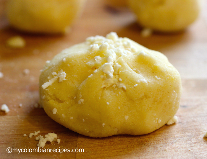 Garullas (Corn Meal and Fresh Cheese Bread)