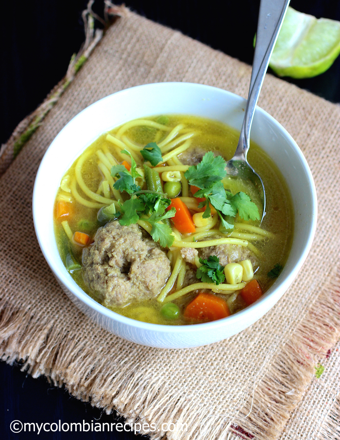 Sopa de Fideos con Albóndigas (Spaghetti and Meatballs Soup) |mycolombianrecipes.com