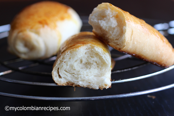 Pan Blandito (Colombian Soft Bread)