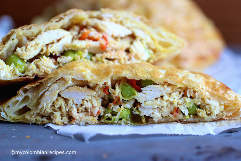 Pasteles de Pollo con Verduras (Colombian-Style Chicken Pastries) |mycolombianrecipes.com