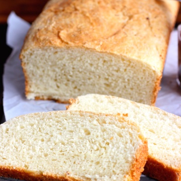 Pan Aliñado Colombiano (Seasoned Colombian Bread) |mycolombianrecipes.com