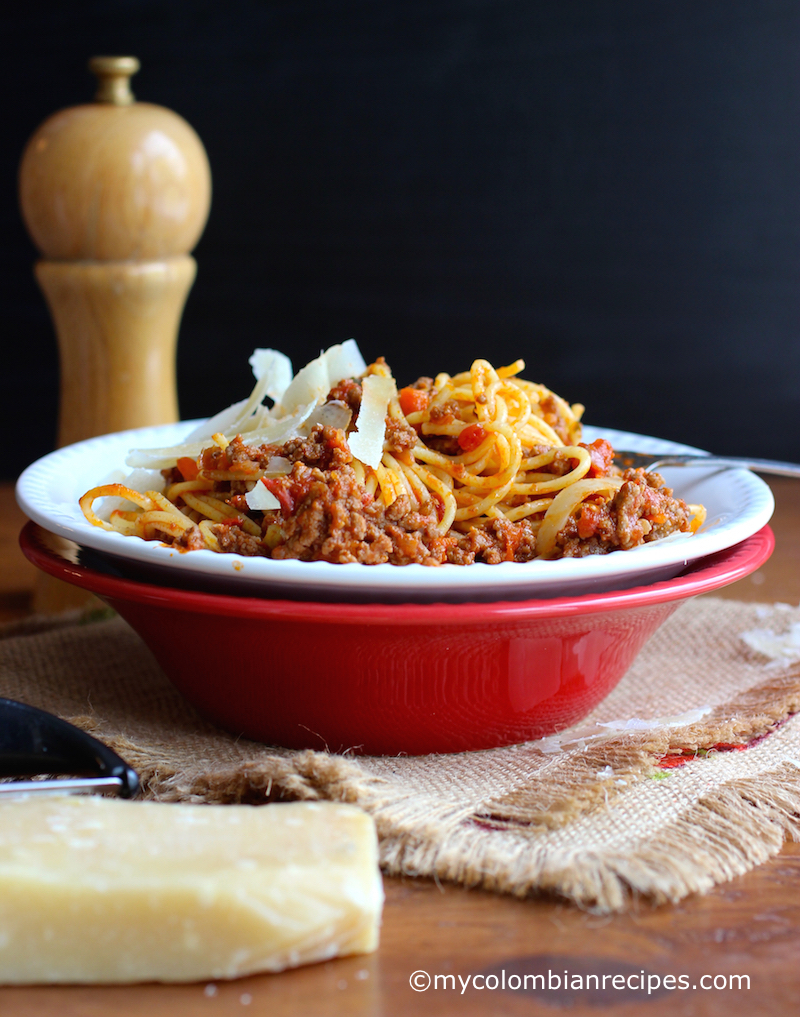 Barilla® Spaghetti with San Marzano Tomato Meat Sauce |mycolombianrecipes.com