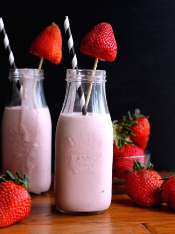 resa Colada (Strawberry Colada) |mycolombianrecipes.com