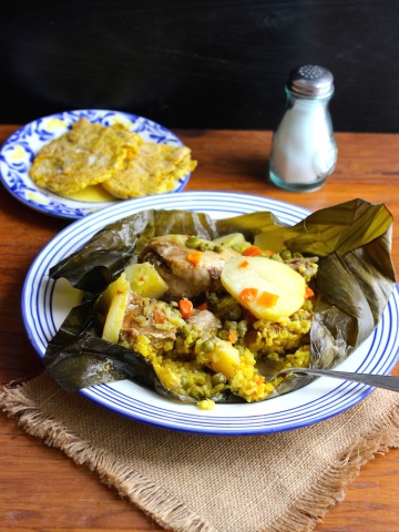 Pasteles de Arroz (Rice Tamales) |mycolombianrecipes.com