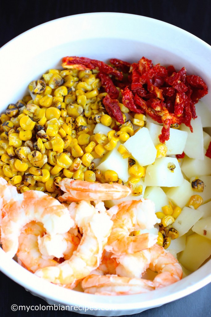 Potato and Shrimp Salad with Cilantro and Lime Dressing |mycolombianrecipes.com
