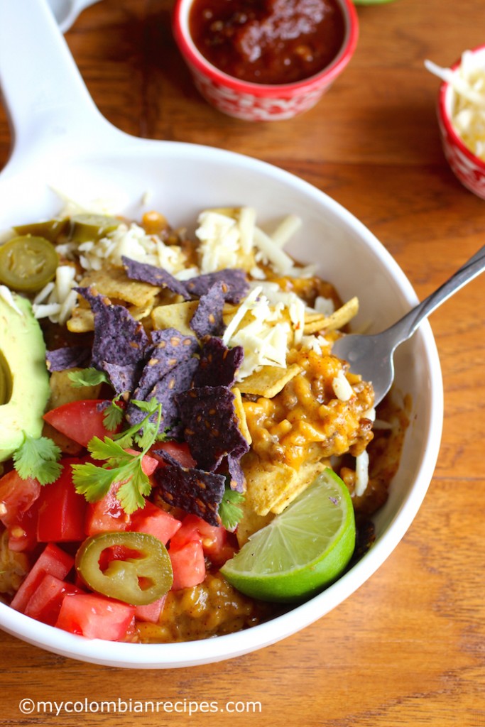 Crunchy Taco Rice and Beef Bowl |mycolombianrecipes.com